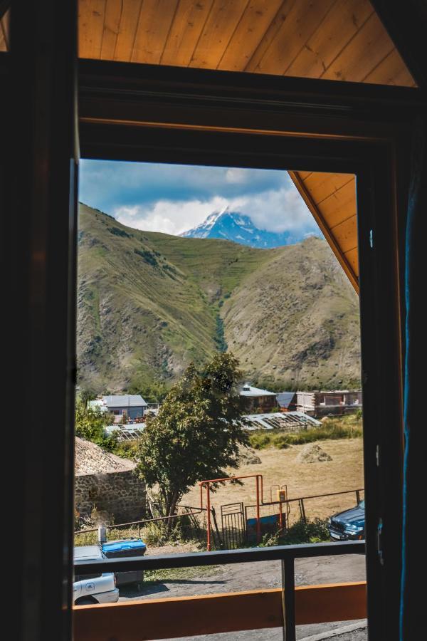 Kazbegi Folk Apartment ภายนอก รูปภาพ