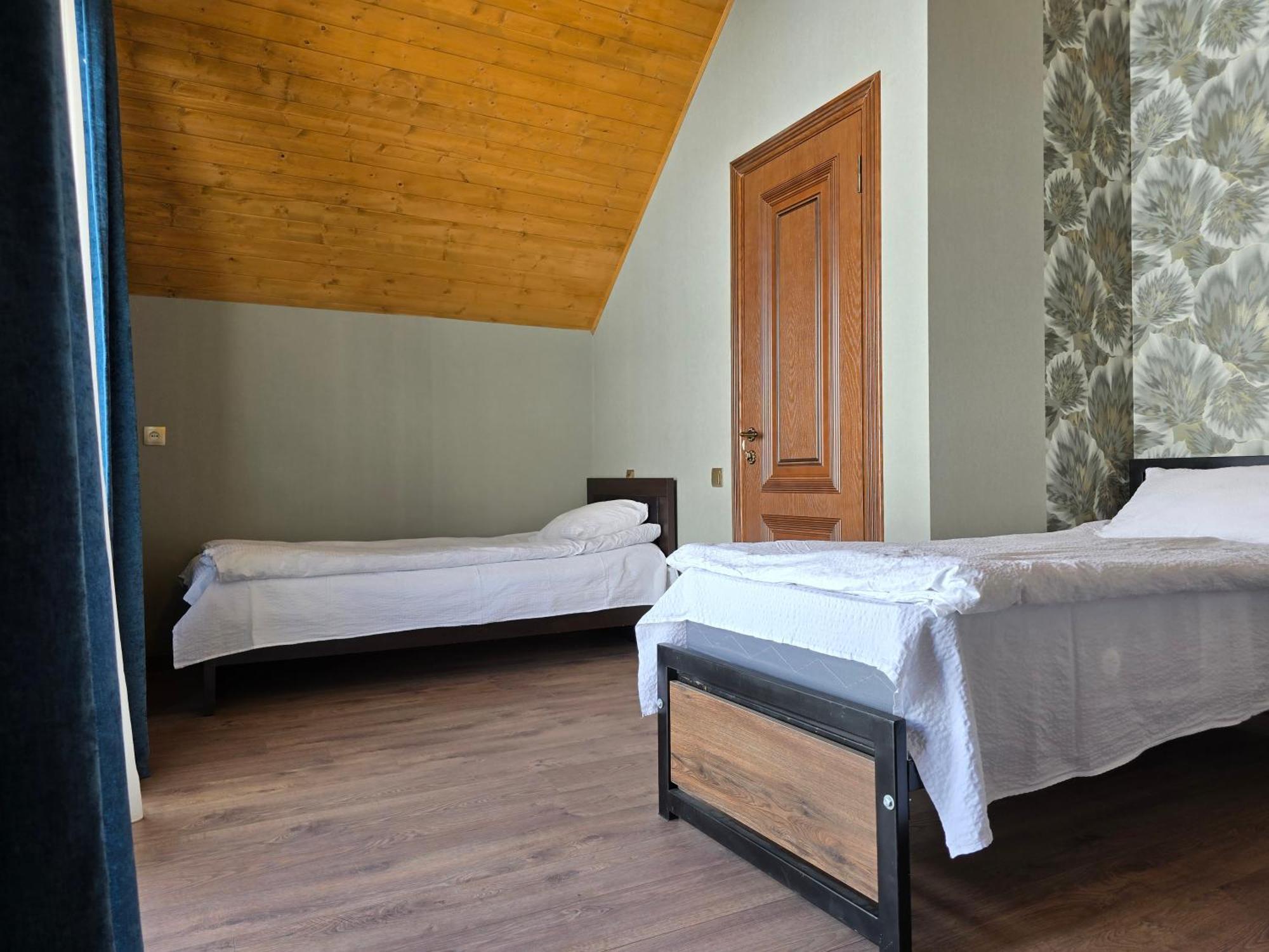 Kazbegi Folk Apartment ภายนอก รูปภาพ